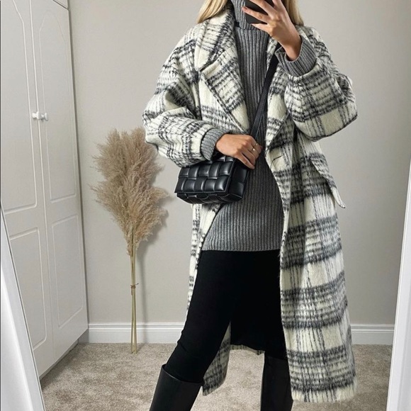Zara Jackets & Blazers - NWT Zara Wool Blend Checkered Coat